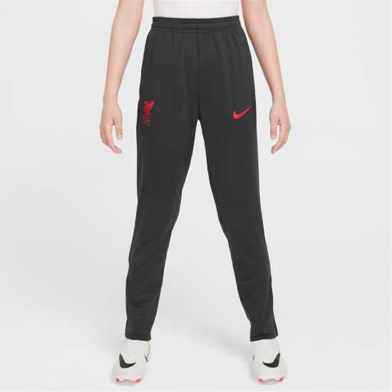 Детски долнища за бягане Nike Liverpool Strike Third Tracksuit Bottoms 2024 2025 Juniors Nike Liverpool Strike Third Tracksuit Bottoms 2024 2025 Juniors Детски долнища за бягане