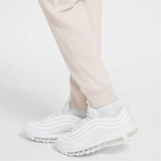 Детски долнища за бягане Nike Barcelona Nsw Joggers Juniors Nike Barcelona Nsw Joggers Juniors Детски долнища за бягане