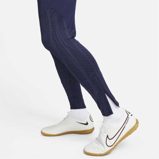 Мъжки спортни екипи в две части Nike Paris Saint-Germain Strike Dri-Fit Tracksuit Bottom Adults Nike Paris Saint-Germain Strike Dri-Fit Tracksuit Bottom Adults Мъжки спортни екипи в две части