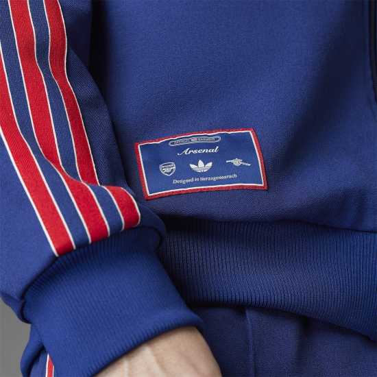 Adidas Arsenal 2024 2025 Icon Retro Jacket Adults Adidas Arsenal 2024 2025 Icon Retro Jacket Adults