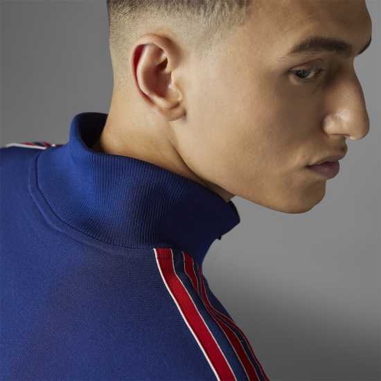 Adidas Arsenal 2024 2025 Icon Retro Jacket Adults Adidas Arsenal 2024 2025 Icon Retro Jacket Adults