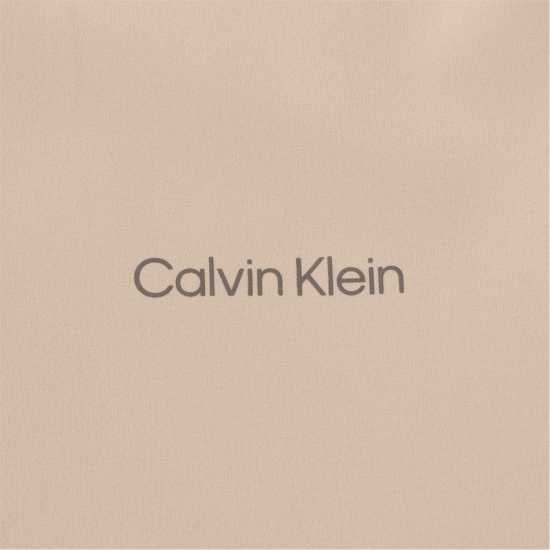 Дрехи за голф Calvin Klein Golf G Wdb Sn99 Камък Calvin Klein Golf G Wdb Sn99 Камък Дрехи за голф