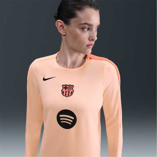 Футболни тренировъчни горнища Nike Barcelona Strike Third Top 2025 2026 Womens Nike Barcelona Strike Third Top 2025 2026 Womens Футболни тренировъчни горнища