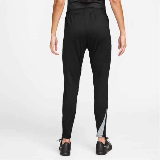 Футболни екипи за бягане Nike Chelsea Strike Tracksuit Bottom Womens Nike Chelsea Strike Tracksuit Bottom Womens Футболни екипи за бягане
