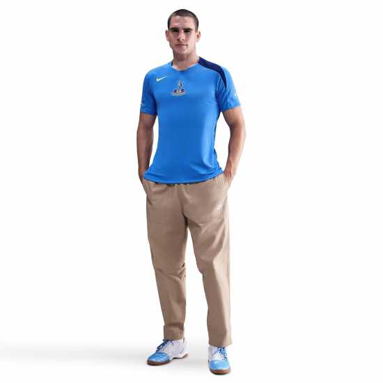 Футболни тренировъчни горнища Nike Tottenham Hotspur Strike Top 2025 2026 Mens Nike Tottenham Hotspur Strike Top 2025 2026 Mens Футболни тренировъчни горнища