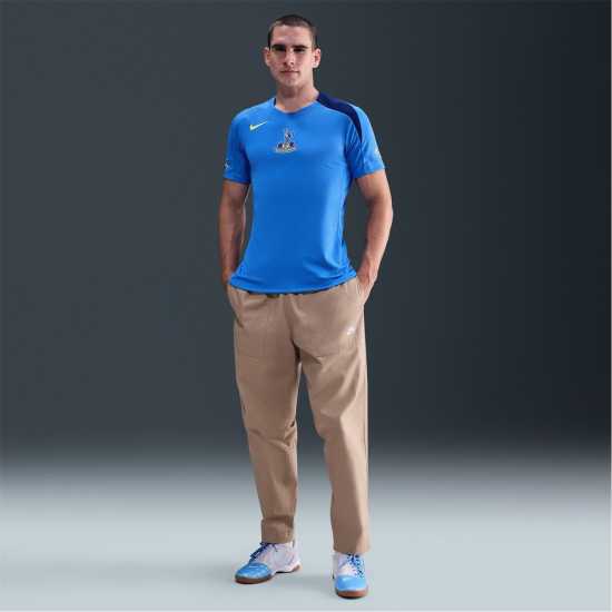 Футболни тренировъчни горнища Nike Tottenham Hotspur Strike Top 2025 2026 Mens Nike Tottenham Hotspur Strike Top 2025 2026 Mens Футболни тренировъчни горнища