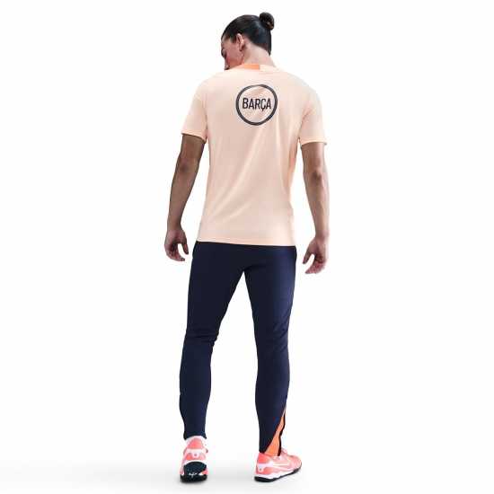 Футболни тренировъчни горнища Nike Barcelona Strike Third Top 2025 2026 Adults Nike Barcelona Strike Third Top 2025 2026 Adults Футболни тренировъчни горнища