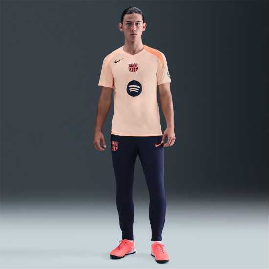 Футболни тренировъчни горнища Nike Barcelona Strike Third Top 2025 2026 Adults Nike Barcelona Strike Third Top 2025 2026 Adults Футболни тренировъчни горнища
