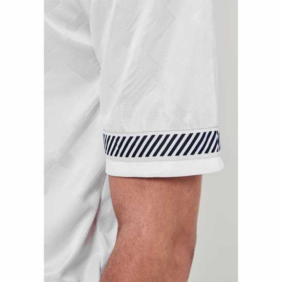 Футболни отбори и стоки Score Draw Домакинска Футболна Фланелка Draw England 1990 Home Shirt Adults Score Draw Домакинска Футболна Фланелка Draw England 1990 Home Shirt Adults Футболни отбори и стоки