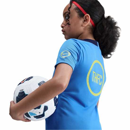 Футболни тренировъчни горнища Nike Tottenham Hotspur Strike Top 2025 2026 Juniors Nike Tottenham Hotspur Strike Top 2025 2026 Juniors Футболни тренировъчни горнища