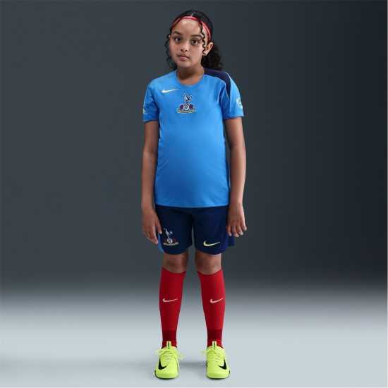 Футболни тренировъчни горнища Nike Tottenham Hotspur Strike Top 2025 2026 Juniors Nike Tottenham Hotspur Strike Top 2025 2026 Juniors Футболни тренировъчни горнища