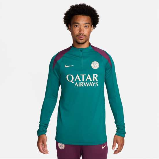 Мъжки горнища с цип Nike Paris Saint-Germain Strike Drill Top 2024 2025 Adults Nike Paris Saint-Germain Strike Drill Top 2024 2025 Adults Мъжки горнища с цип