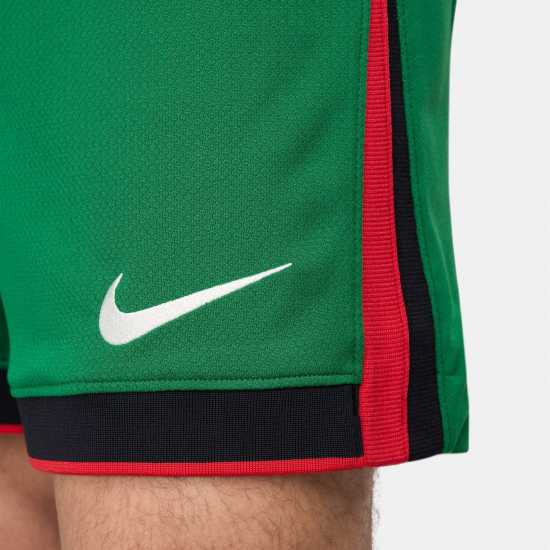 Футболни тренировъчни долнища Nike Portugal Home Shorts 2024 Adults Nike Portugal Home Shorts 2024 Adults Футболни тренировъчни долнища