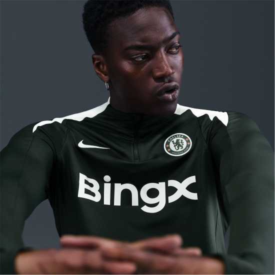 Мъжки горнища с цип Nike Chelsea Strike Drill Top 2025 2026 Adults Nike Chelsea Strike Drill Top 2025 2026 Adults Мъжки горнища с цип
