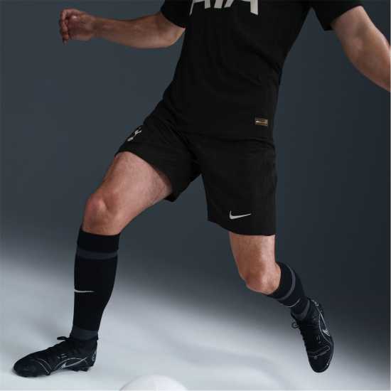 Футболни тренировъчни долнища Nike Tottenham Hotspur Away Shorts 2025 2026 Adults Nike Tottenham Hotspur Away Shorts 2025 2026 Adults Футболни тренировъчни долнища