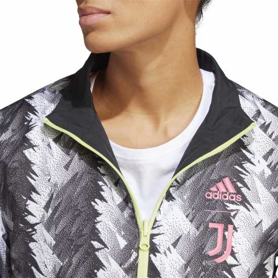 Adidas Дамско Яке Juventus Anthem Jacket Womens  Дамско водонепромокаемо облекло