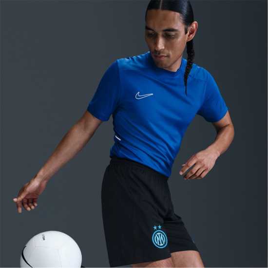 Футболни тренировъчни долнища Nike Inter Milan Home Shorts 2025 2026 Adults Nike Inter Milan Home Shorts 2025 2026 Adults Футболни тренировъчни долнища