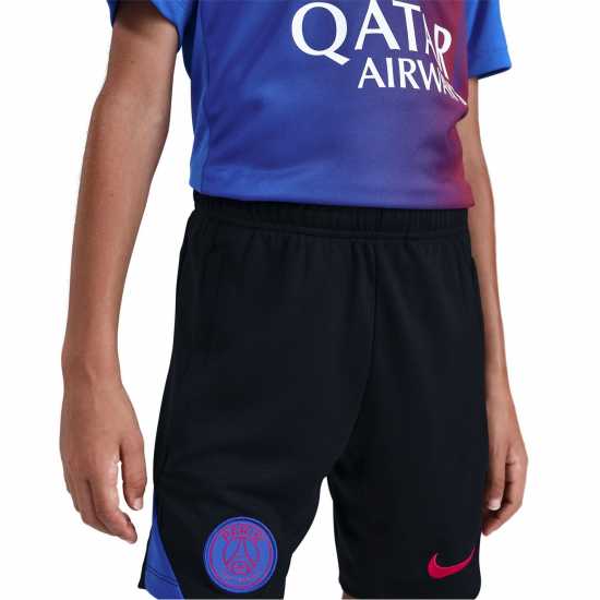 Детски къси панталони Nike Psg Strike Shorts 2025 2026 Juniors Nike Psg Strike Shorts 2025 2026 Juniors Детски къси панталони