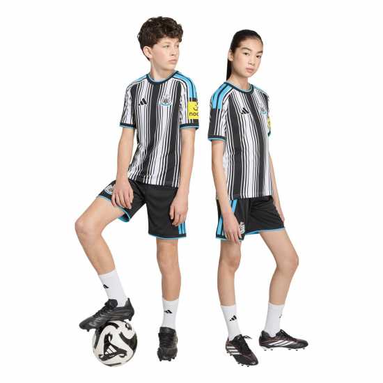 Adidas Newcastle United Home Short 2026/27 Juniors Adidas Newcastle United Home Short 2026/27 Juniors