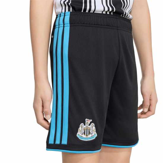 Adidas Newcastle United Home Short 2026/27 Juniors Adidas Newcastle United Home Short 2026/27 Juniors