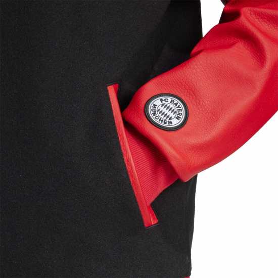 Футболни тренировъчни якета Adidas Bayern Munich Vrct Jacket Adults Adidas Bayern Munich Vrct Jacket Adults Футболни тренировъчни якета