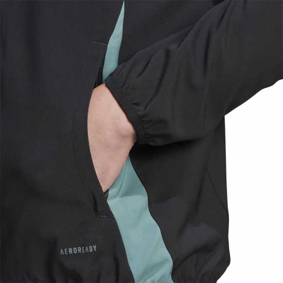 Футболни тренировъчни якета Adidas Bayern Munich Anthem Jacket 2025 2026 Adults Adidas Bayern Munich Anthem Jacket 2025 2026 Adults Футболни тренировъчни якета