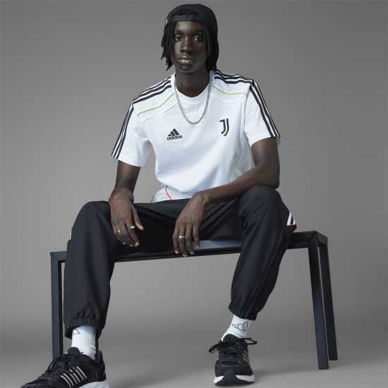 Adidas Juventus Ubp T-Shirt Adults Adidas Juventus Ubp T-Shirt Adults