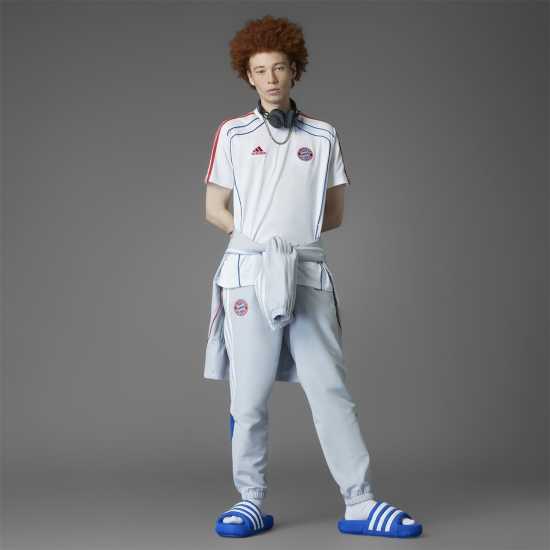 Adidas Fc Bayern Ubp T-Shirt Adults Adidas Fc Bayern Ubp T-Shirt Adults