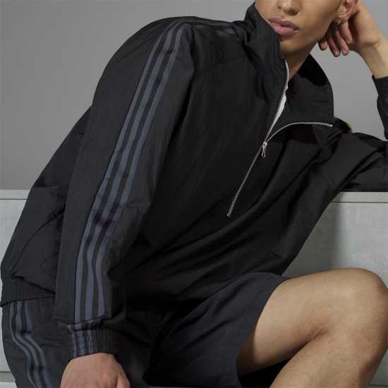 Футболни тренировъчни якета Adidas Мъжко Спортно Горнище Manchester United Peter Saville Tracksuit Top Mens Adidas Мъжко Спортно Горнище Manchester United Peter Saville Tracksuit Top Mens Футболни тренировъчни якета