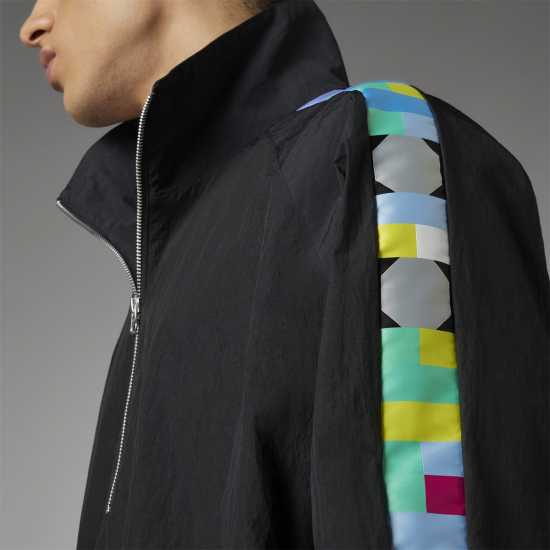 Футболни тренировъчни якета Adidas Мъжко Спортно Горнище Manchester United Peter Saville Tracksuit Top Mens Adidas Мъжко Спортно Горнище Manchester United Peter Saville Tracksuit Top Mens Футболни тренировъчни якета