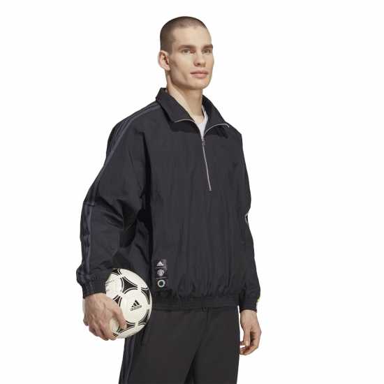 Футболни тренировъчни якета Adidas Мъжко Спортно Горнище Manchester United Peter Saville Tracksuit Top Mens Adidas Мъжко Спортно Горнище Manchester United Peter Saville Tracksuit Top Mens Футболни тренировъчни якета