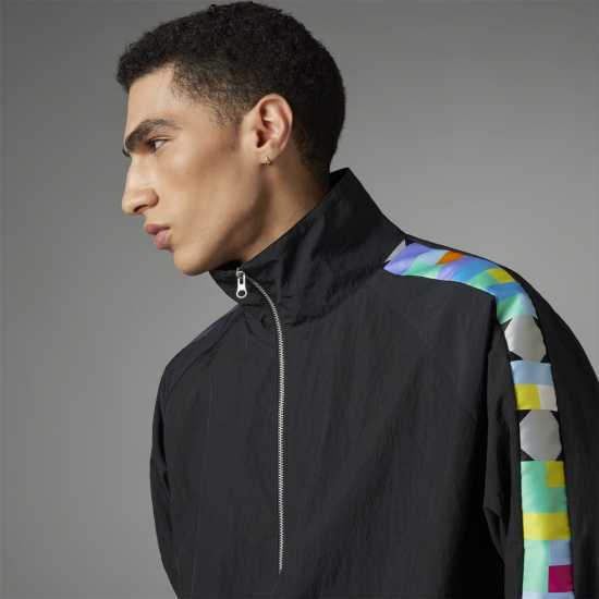 Футболни тренировъчни якета Adidas Мъжко Спортно Горнище Manchester United Peter Saville Tracksuit Top Mens Adidas Мъжко Спортно Горнище Manchester United Peter Saville Tracksuit Top Mens Футболни тренировъчни якета