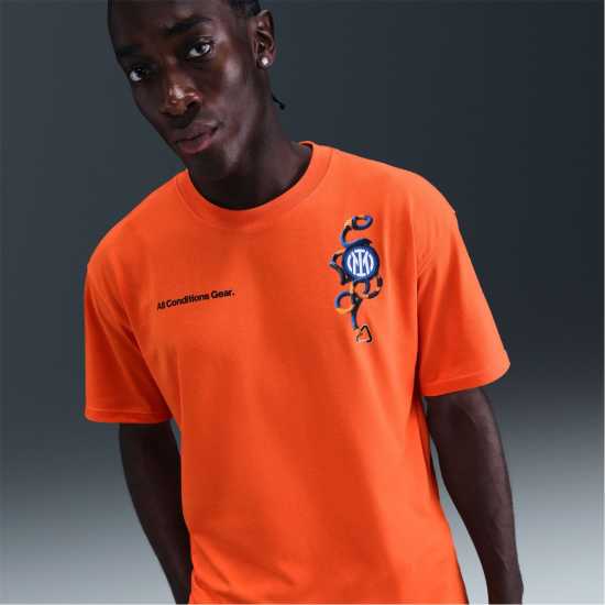 Nike Men's Inter Milan Licensed Short Sleeve T-Shirt Orange/Black Nike Men's Inter Milan Licensed Short Sleeve T-Shirt Orange/Black