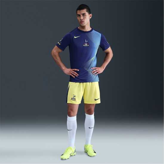 Всекидневно футболно облекло Nike Tottenham Hotspur Third Pre Match Shirt 2025 2026 Adults Nike Tottenham Hotspur Third Pre Match Shirt 2025 2026 Adults Всекидневно футболно облекло