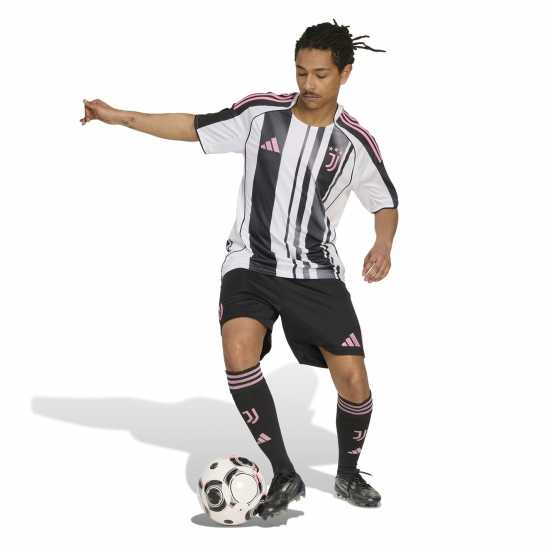 Футболни тренировъчни долнища Adidas Мъжки Шорти Juventus 2025 2026 Home Shorts Mens Adidas Мъжки Шорти Juventus 2025 2026 Home Shorts Mens Футболни тренировъчни долнища