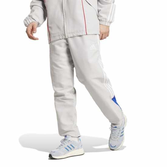 Мъжки спортни екипи в две части Adidas Fc Bayern Ubp Tracksuit Bottoms Adults Adidas Fc Bayern Ubp Tracksuit Bottoms Adults Мъжки спортни екипи в две части