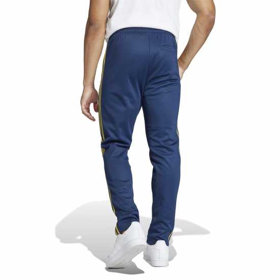 Мъжки спортни екипи в две части Adidas Arsenal Beckenbauer Tracksuit Bottoms Adults Adidas Arsenal Beckenbauer Tracksuit Bottoms Adults Мъжки спортни екипи в две части