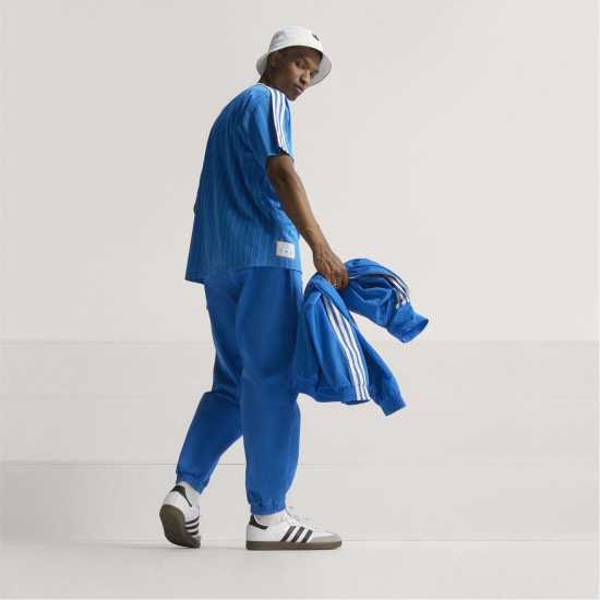 Adidas Real Madrid Icons Shirt 2025 2026 Adults  