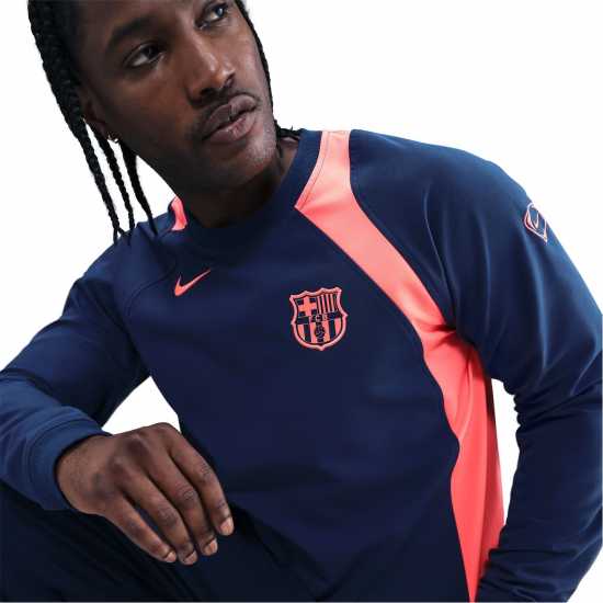 Мъжки горнища на анцуг Nike Barcelona Third T90 Sweater 2025 2026 Adults Nike Barcelona Third T90 Sweater 2025 2026 Adults Мъжки горнища на анцуг