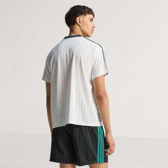 Adidas Liverpool Icon Short Sleeve T-Shirt Adults Adidas Liverpool Icon Short Sleeve T-Shirt Adults