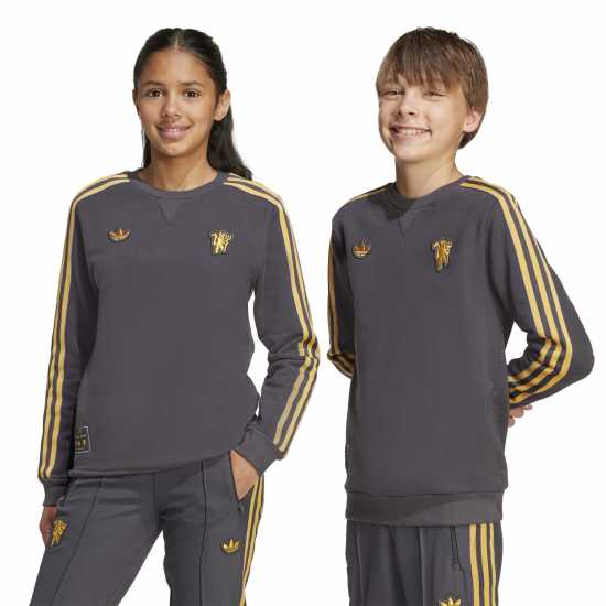 Adidas Manchester United Icons Crew Sweater Juniors Adidas Manchester United Icons Crew Sweater Juniors