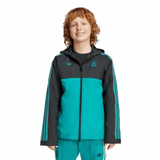 Футболни тренировъчни горнища Adidas Liverpool Terrace Icons Parka Juniors Adidas Liverpool Terrace Icons Parka Juniors Футболни тренировъчни горнища