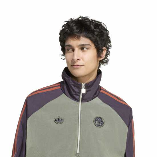 Adidas Мъжко Яке С Цип Bayern Munich Originals Icon Half Zip Jacket Mens Adidas Мъжко Яке С Цип Bayern Munich Originals Icon Half Zip Jacket Mens