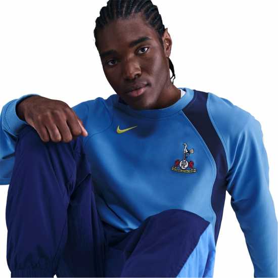 Nike Мъжки Пуловер Обло Деколте Tottenham Hotspur T90 Crew Sweater Mens Nike Мъжки Пуловер Обло Деколте Tottenham Hotspur T90 Crew Sweater Mens