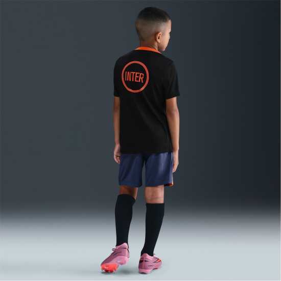 Детски тениски и фланелки Nike Inter Milan Pre Match Shirt 2025 2026 Juniors Nike Inter Milan Pre Match Shirt 2025 2026 Juniors Детски тениски и фланелки