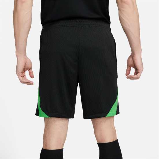 Футболни тренировъчни долнища Nike Liverpool Strike Shorts 2023 2024 Adults Nike Liverpool Strike Shorts 2023 2024 Adults Футболни тренировъчни долнища