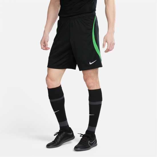 Футболни тренировъчни долнища Nike Liverpool Strike Shorts 2023 2024 Adults Nike Liverpool Strike Shorts 2023 2024 Adults Футболни тренировъчни долнища