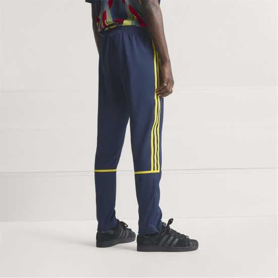 Adidas Arsenal Originals Lifestyle Tracksuit Bottoms 25/26 Mens Adidas Arsenal Originals Lifestyle Tracksuit Bottoms 25/26 Mens