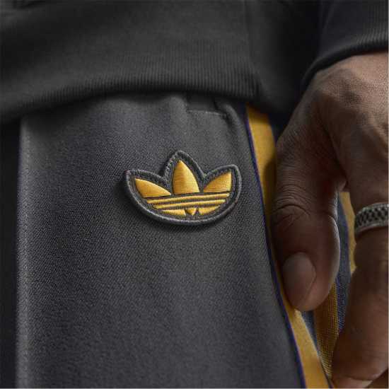 Adidas Мъжки Анцуг Manchester United Icons Tracksuit Bottoms Mens Adidas Мъжки Анцуг Manchester United Icons Tracksuit Bottoms Mens