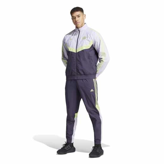 Мъжки спортни екипи в две части Adidas Fc Bayern Woven Tracksuit Bottoms 2023 2024 Adults Adidas Fc Bayern Woven Tracksuit Bottoms 2023 2024 Adults Мъжки спортни екипи в две части
